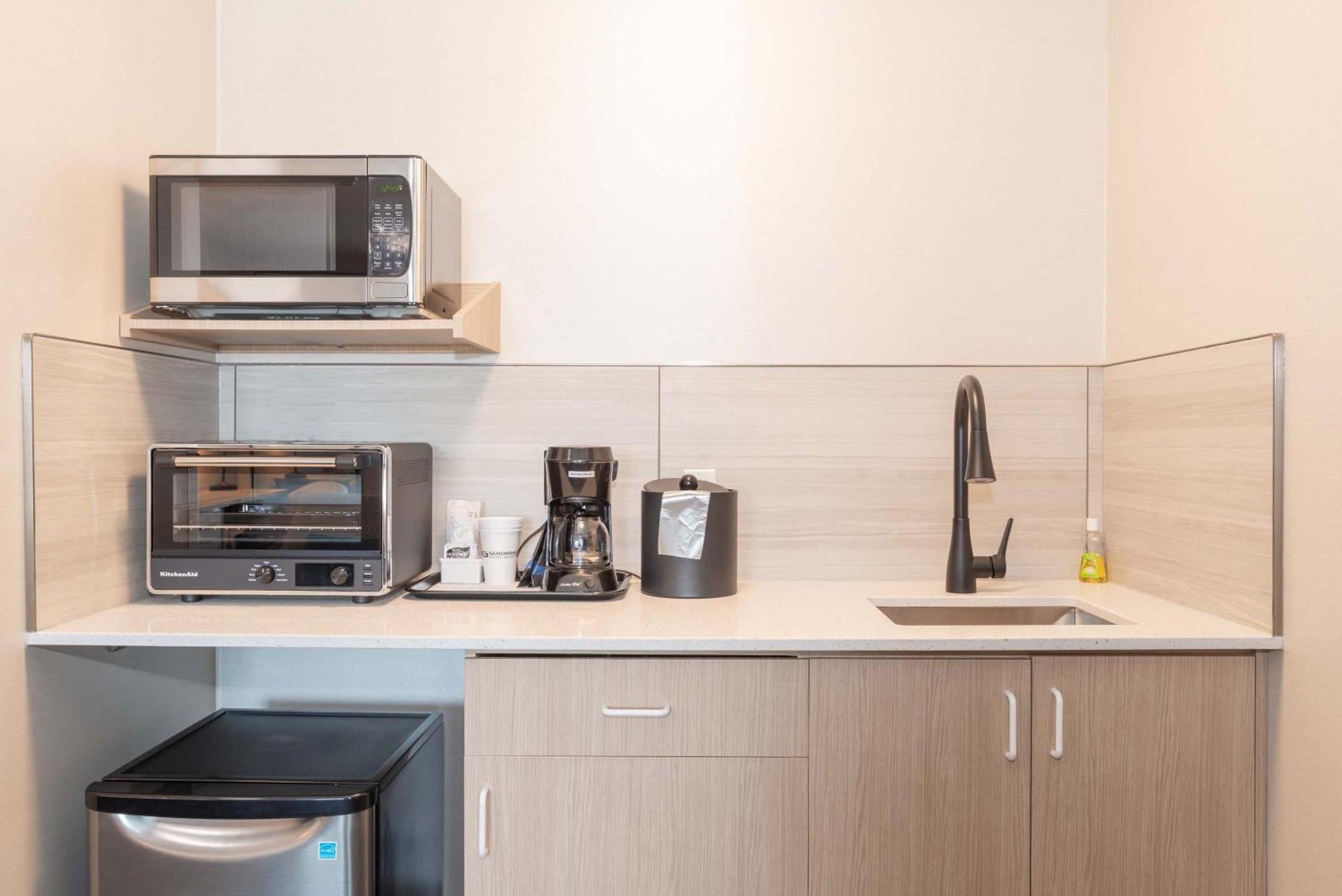 Sandman Hotel Quesnel Ngoại thất bức ảnh