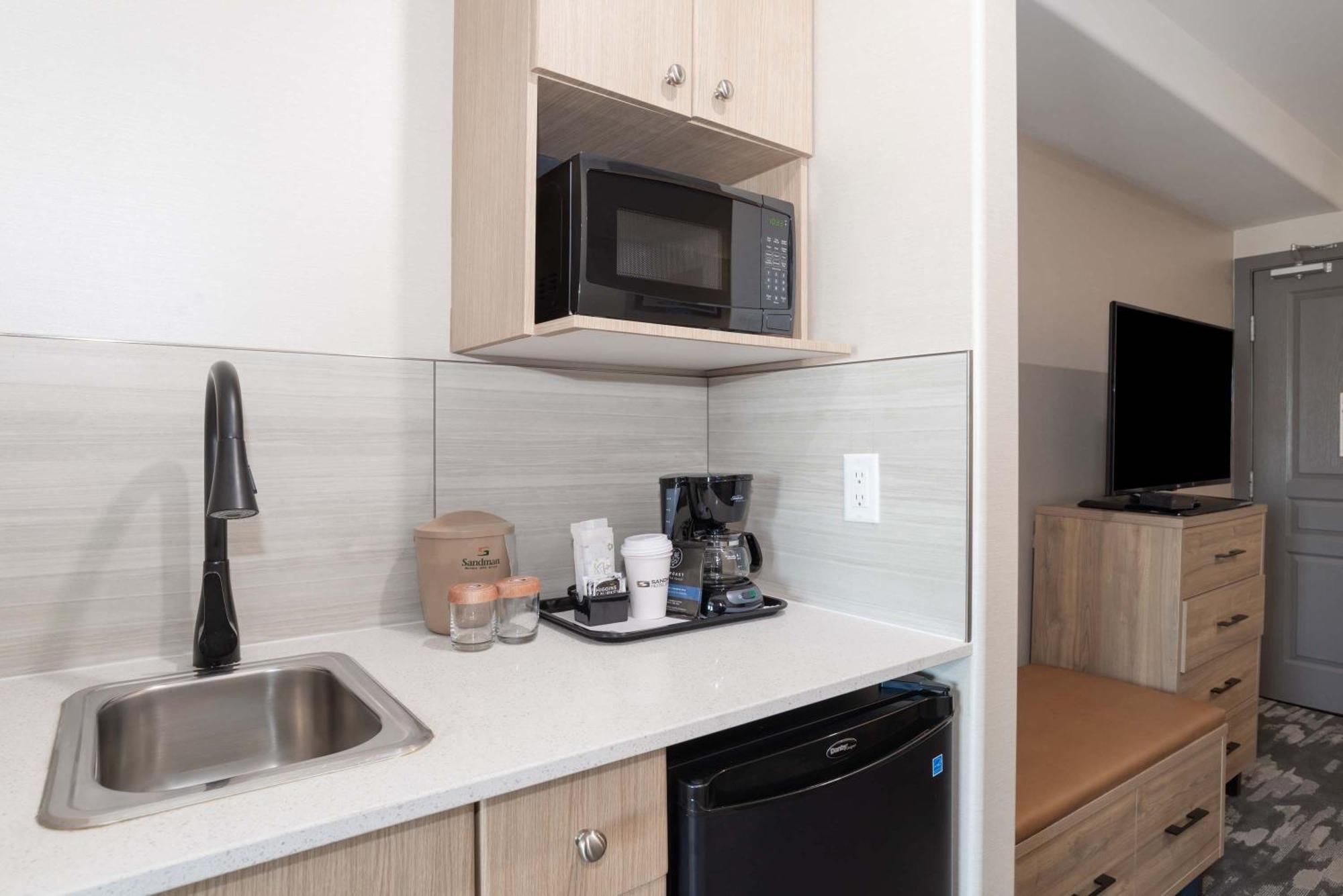 Sandman Hotel Quesnel Ngoại thất bức ảnh