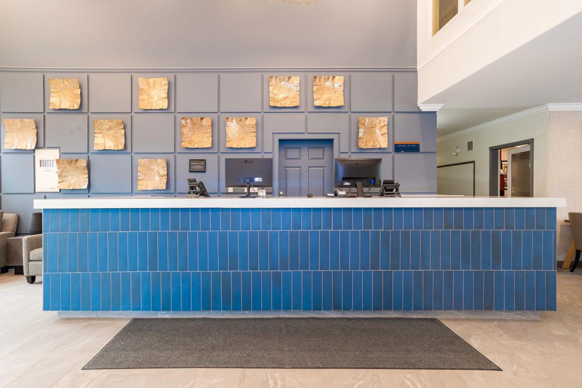 Sandman Hotel Quesnel Ngoại thất bức ảnh